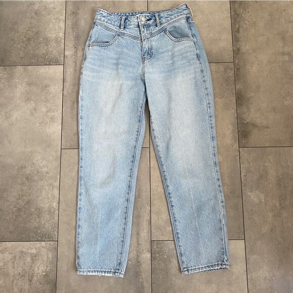 Pacsun mom Jean light Wash size 25 - Picture 1 of 6